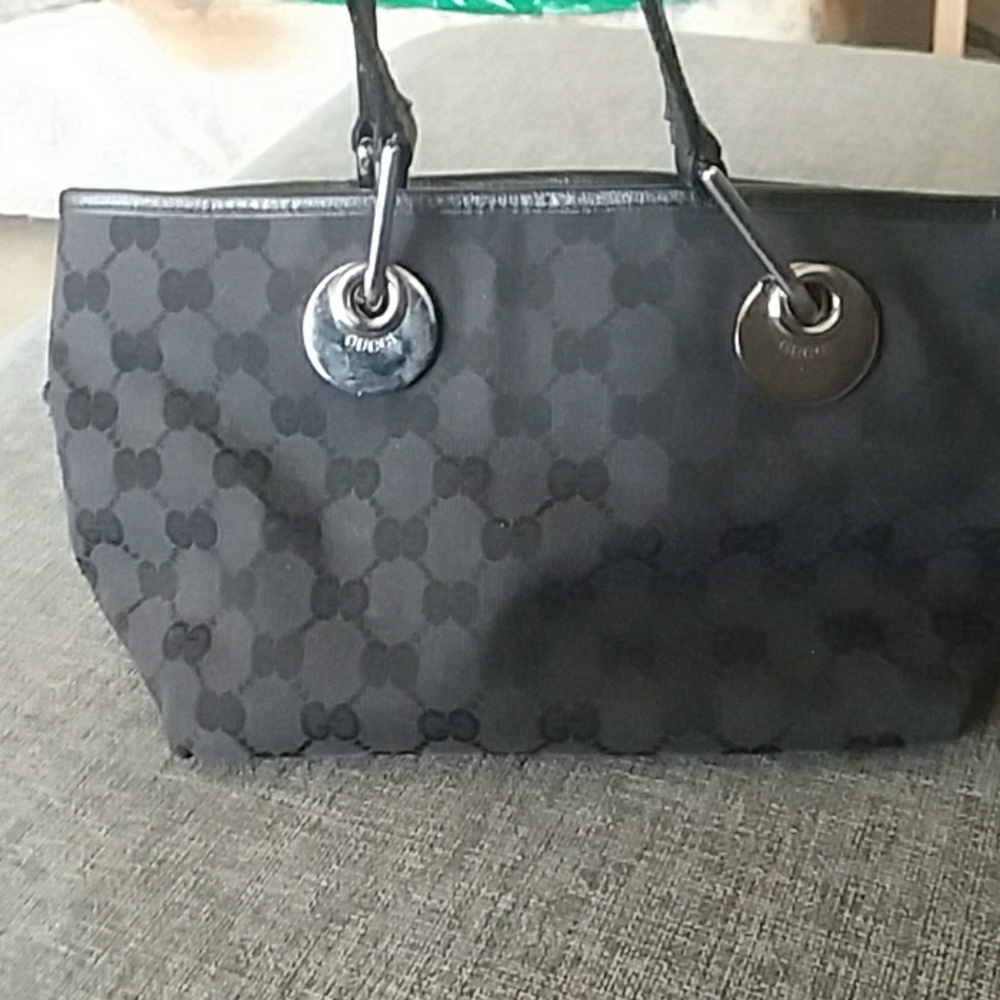 Small Gucci bag